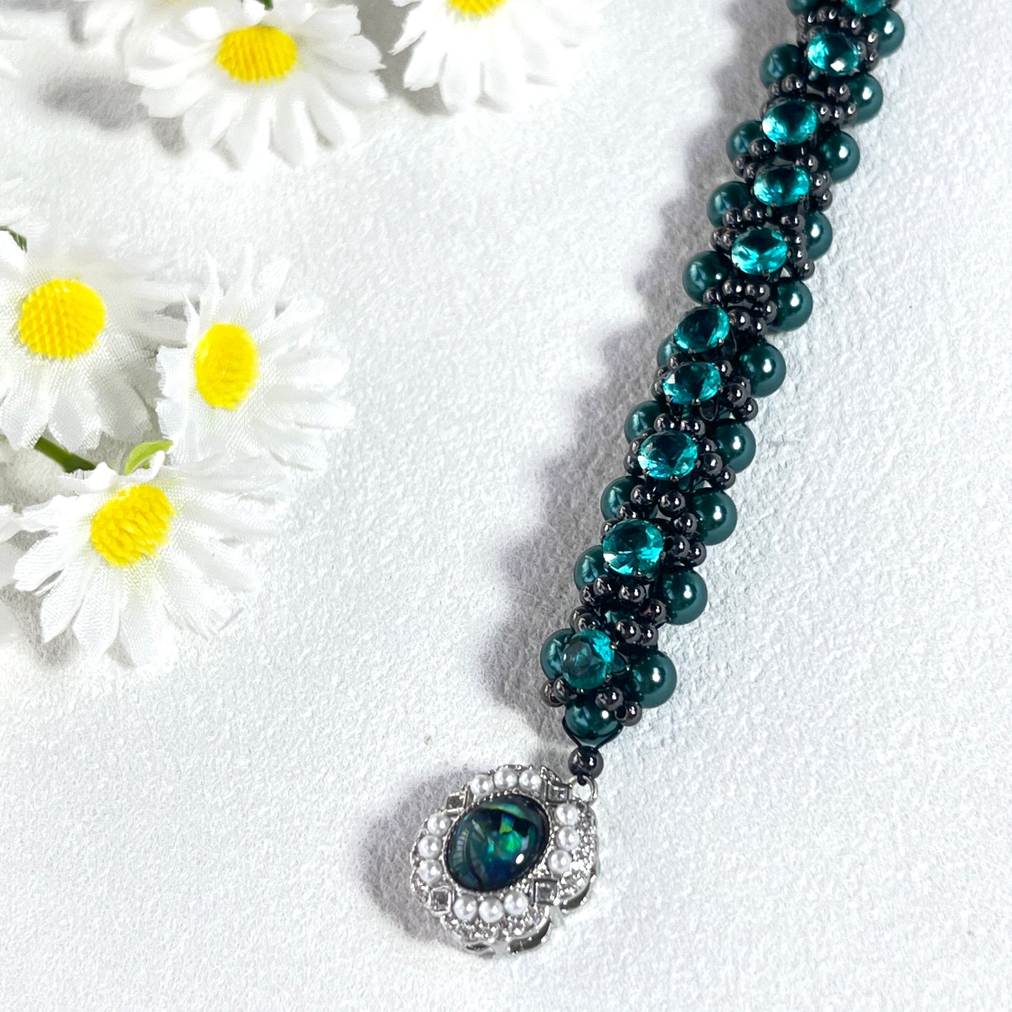 Pulsera de aguamarina y perla hecha a mano