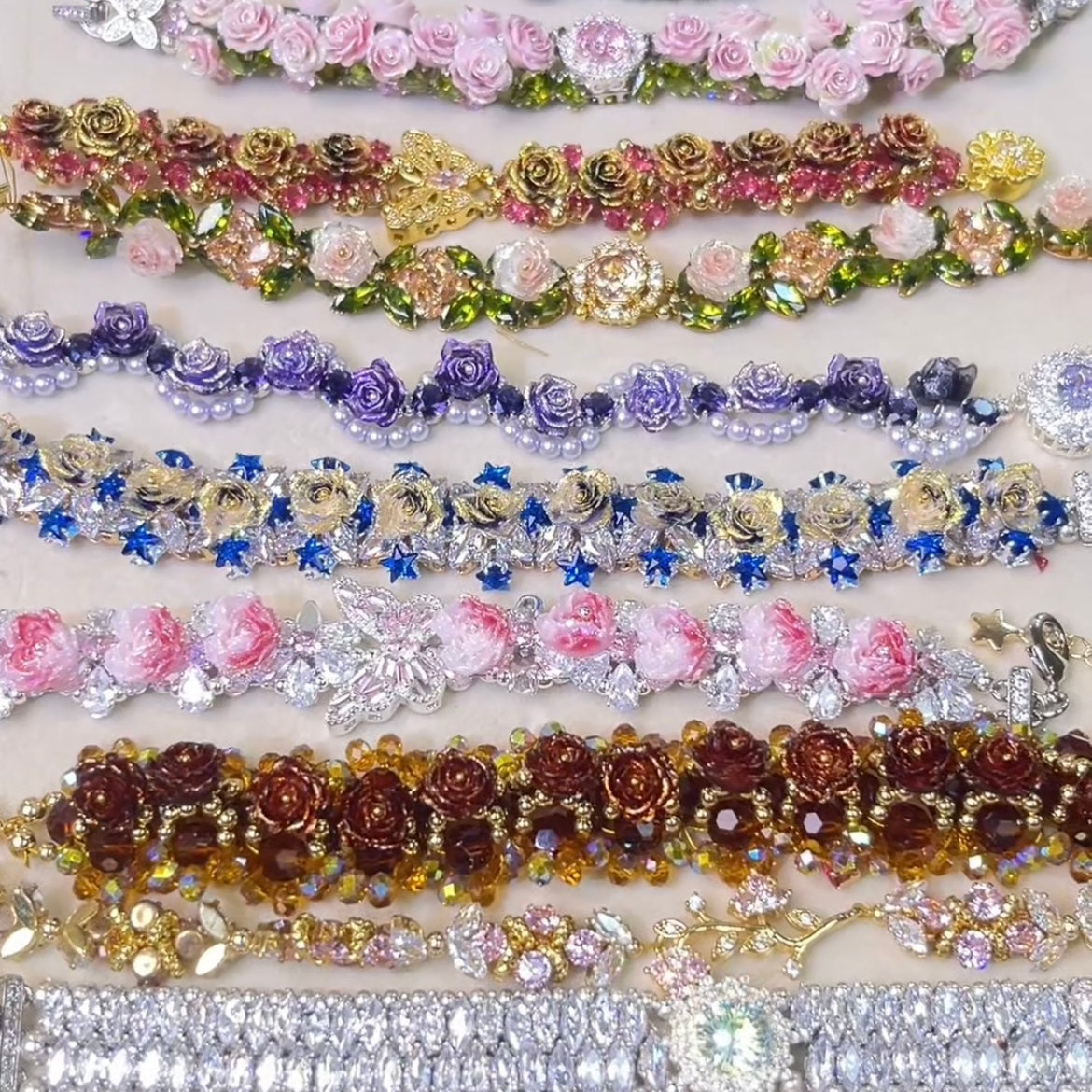 Pulsera de aguamarina y perla hecha a mano