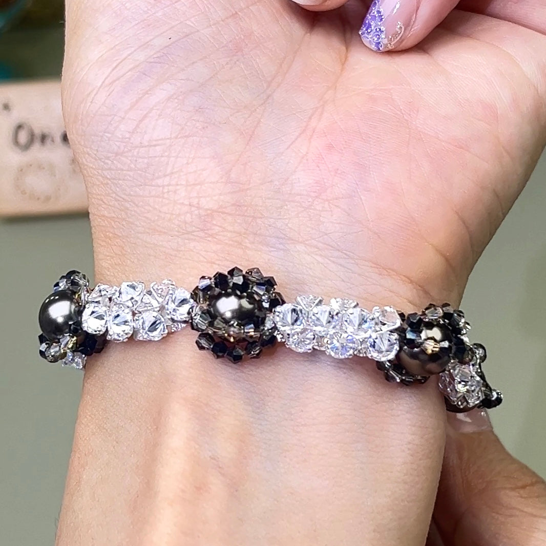 Pulsera de aguamarina y perla hecha a mano