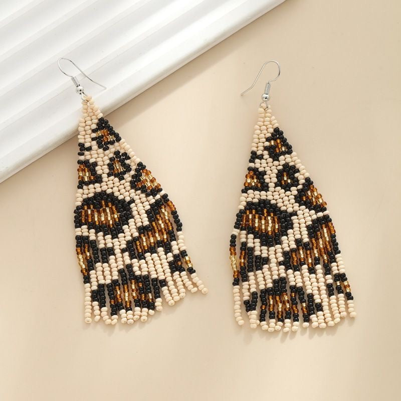 Handgefertigte Perlenquastenohrringe