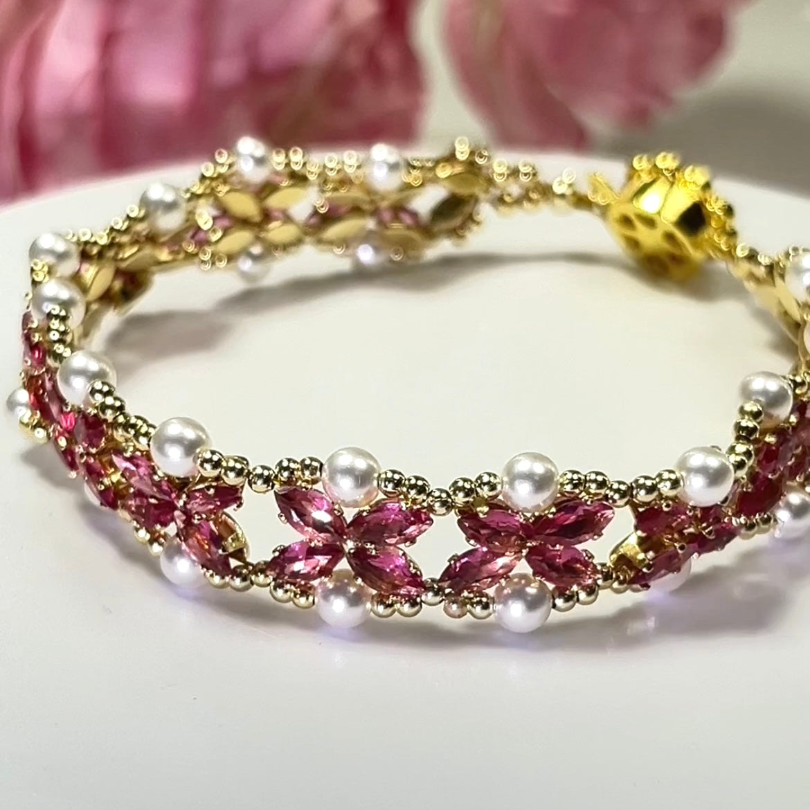 Pulsera de aguamarina y perla hecha a mano