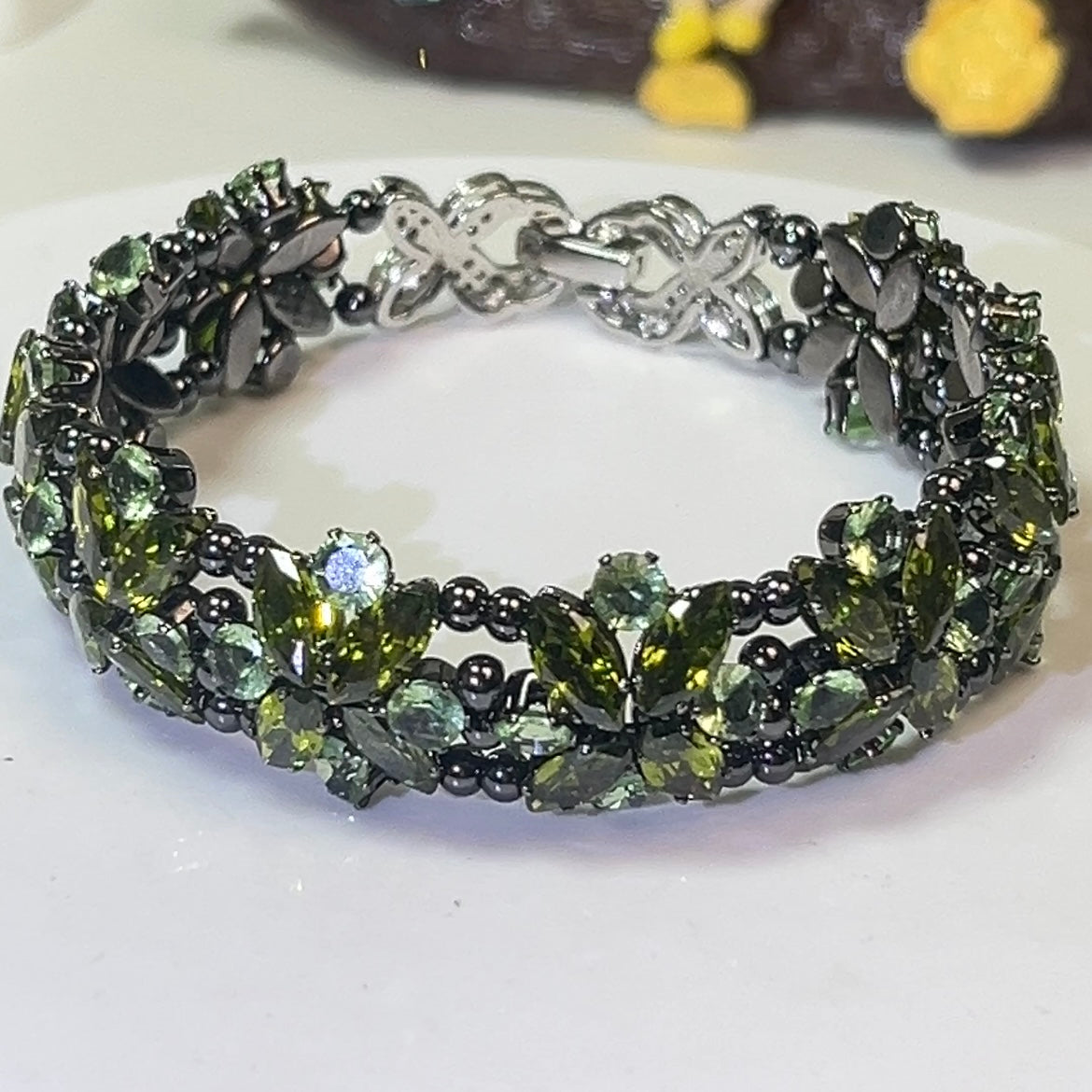 Pulsera de aguamarina y perla hecha a mano