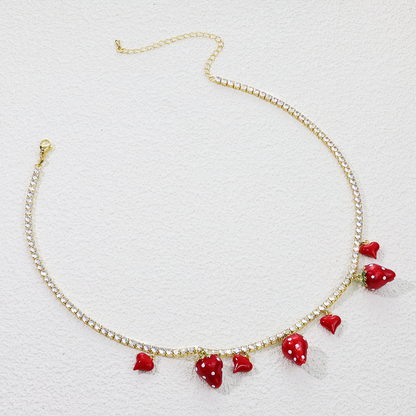 Collar de perlas hecho a mano con cuentas en forma de corazón