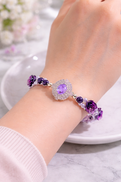 Handgefertigtes Perlen- und Aquamarinarmband