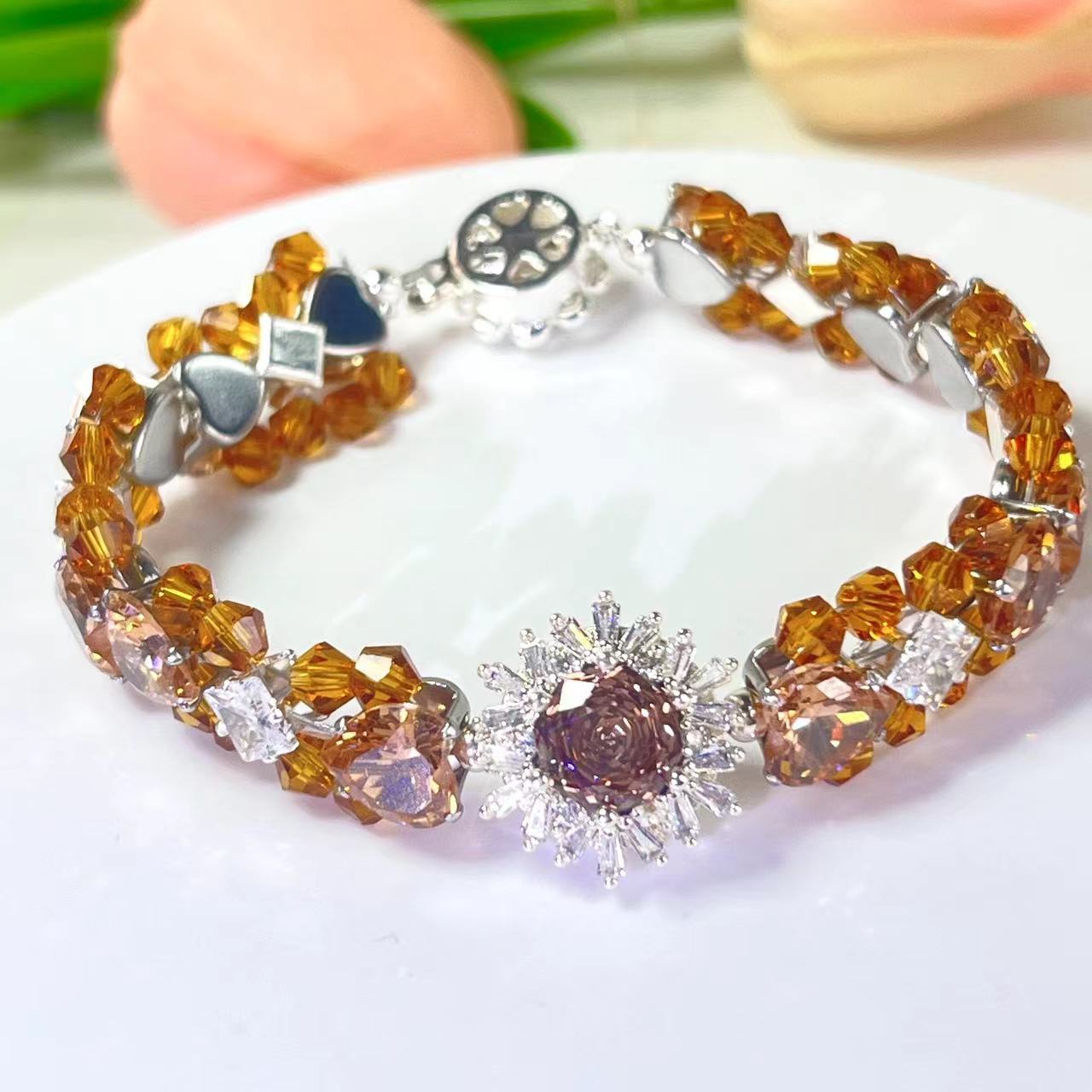 Pulsera de aguamarina y perla hecha a mano