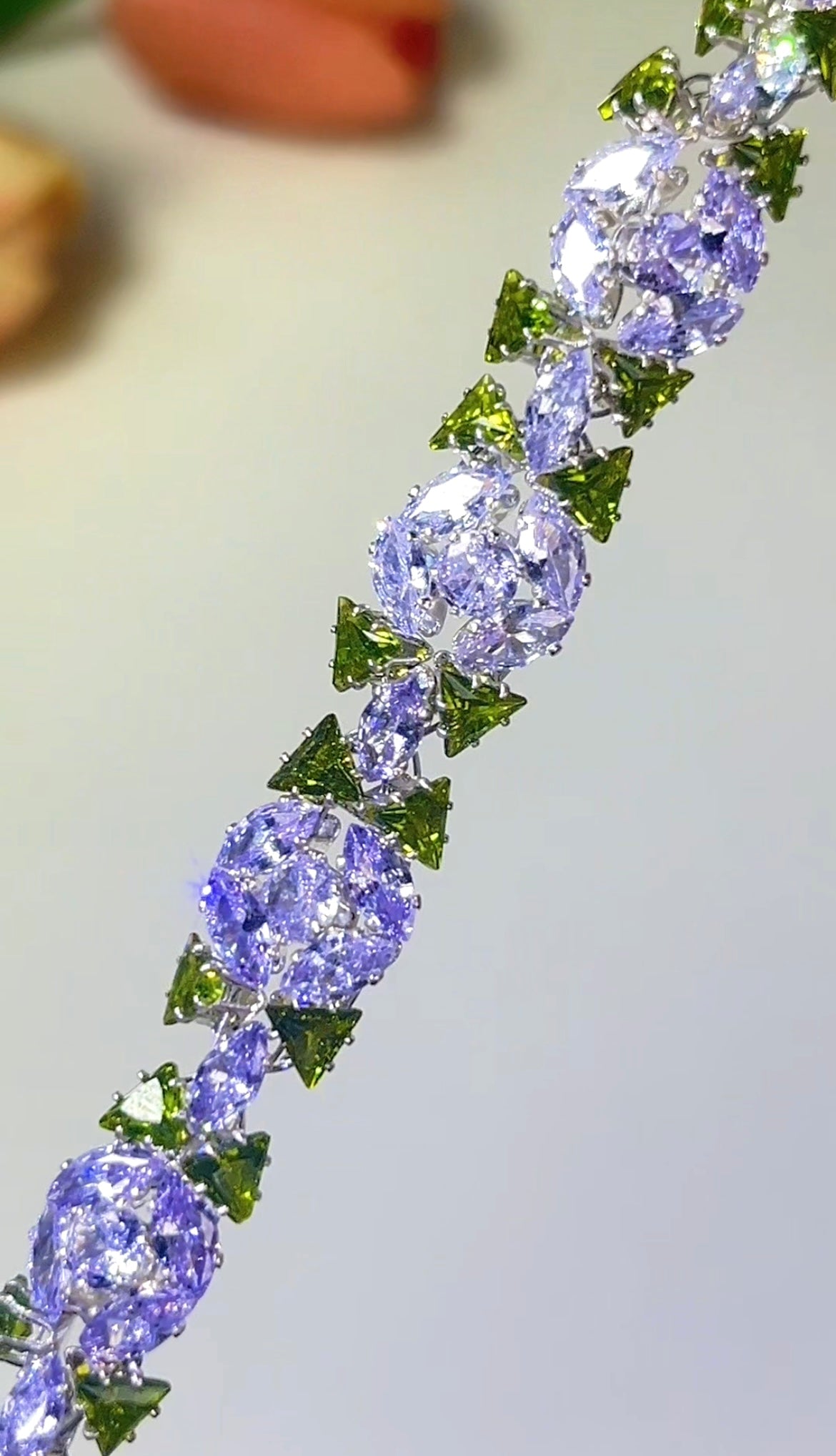 Pulsera de aguamarina y perla hecha a mano