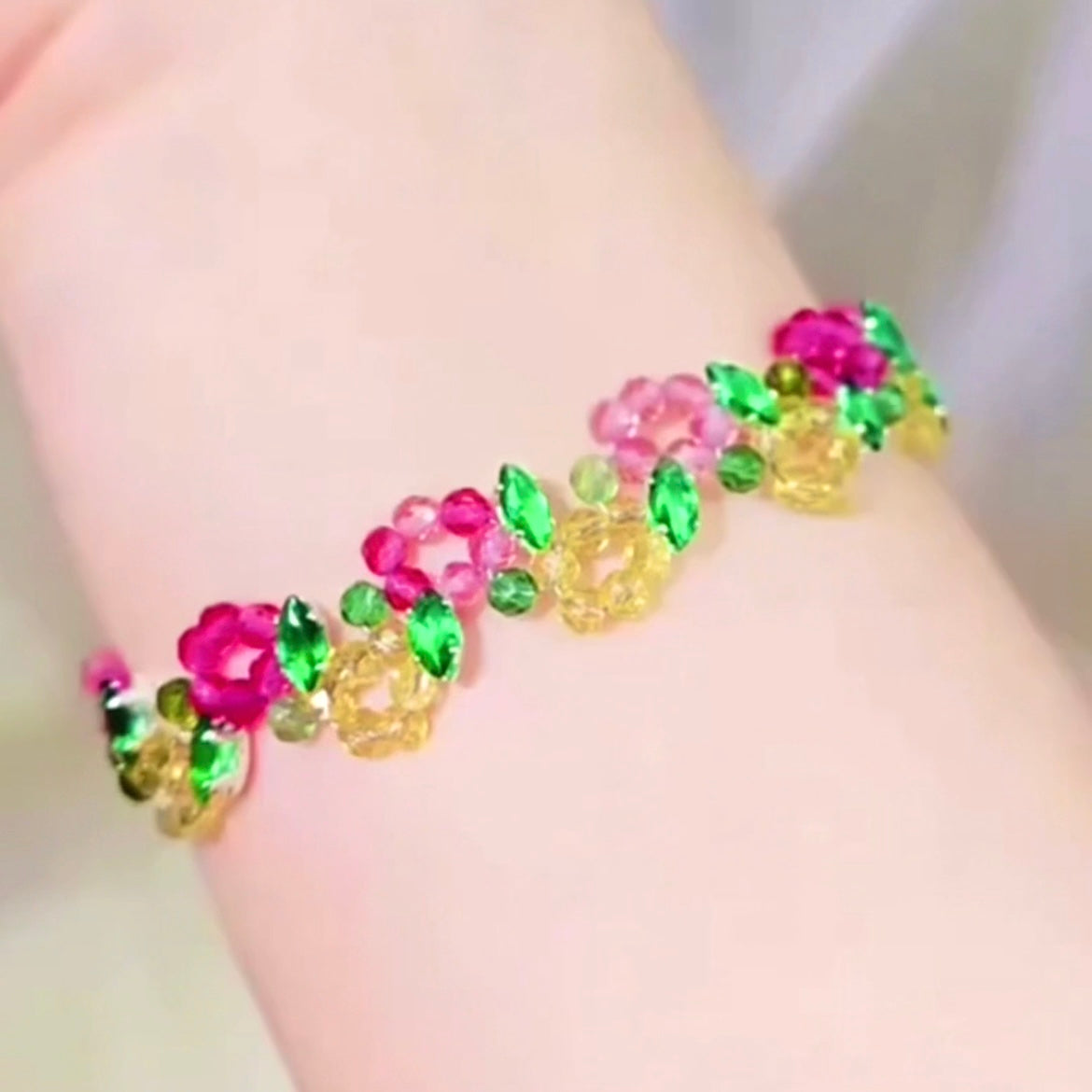 Pulsera de aguamarina y perla hecha a mano