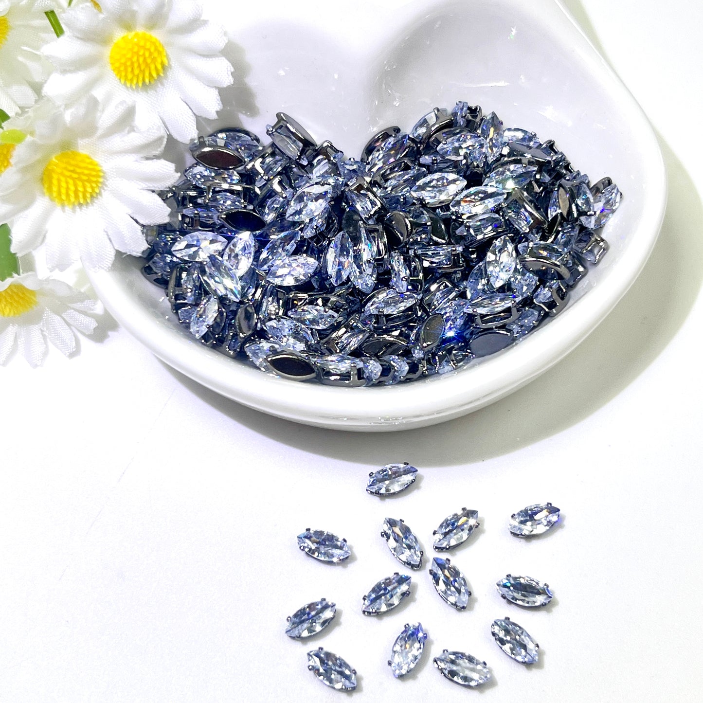 OneMillet Black-Base Marquise  Zirconia Stone 3×6mm