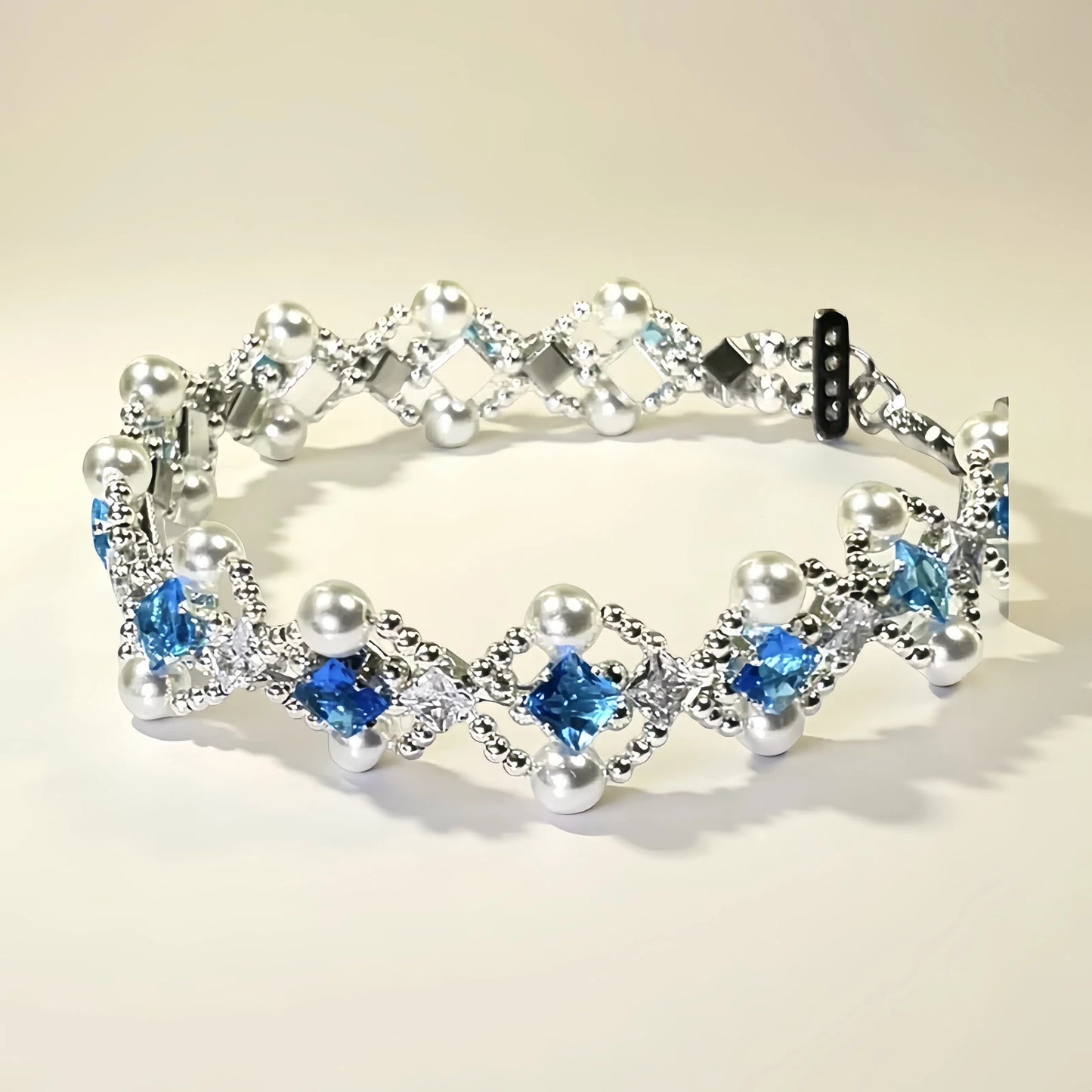 Pulsera de aguamarina y perla hecha a mano