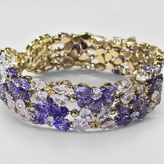 Pulsera de aguamarina y perla hecha a mano