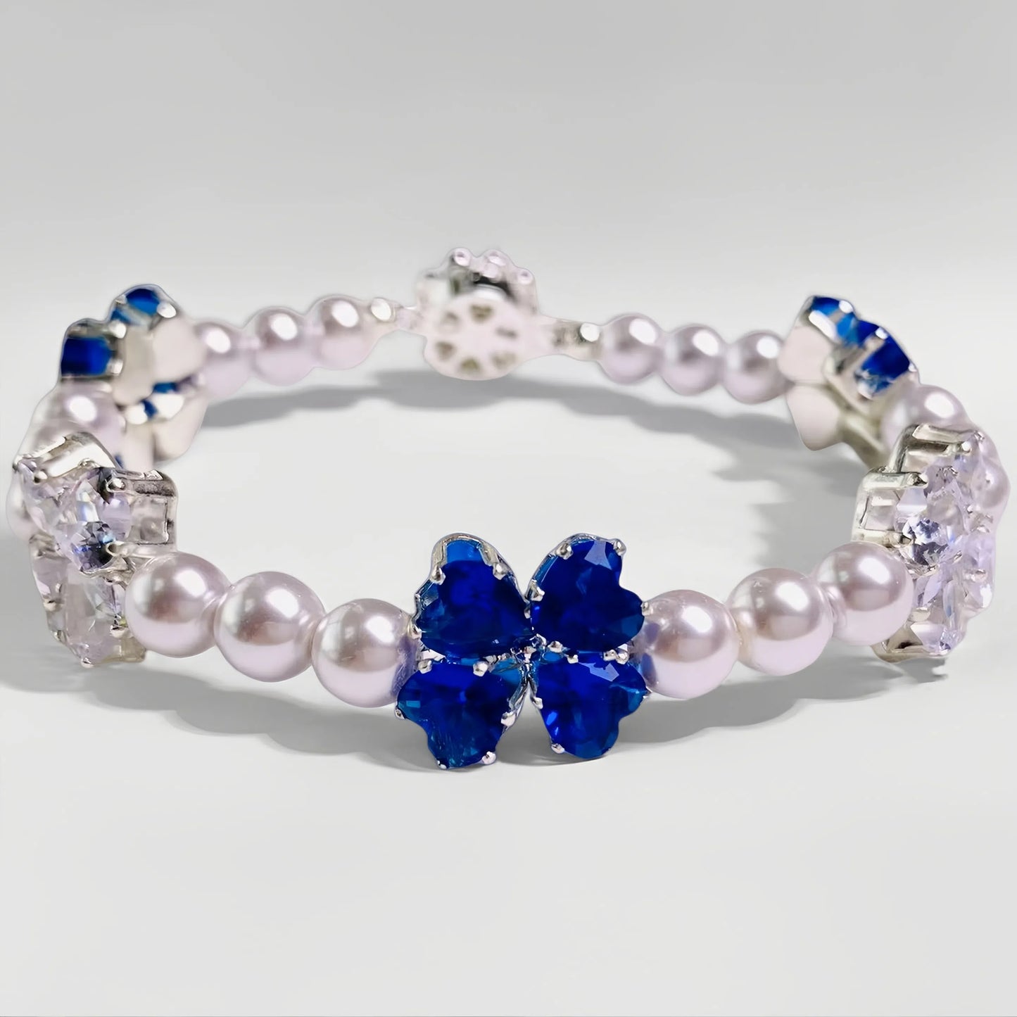 Pulsera de aguamarina y perla hecha a mano