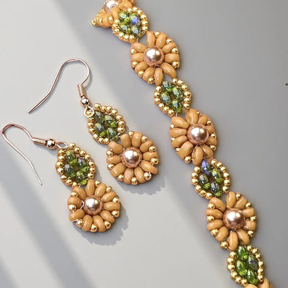 Pulsera de aguamarina y perla hecha a mano