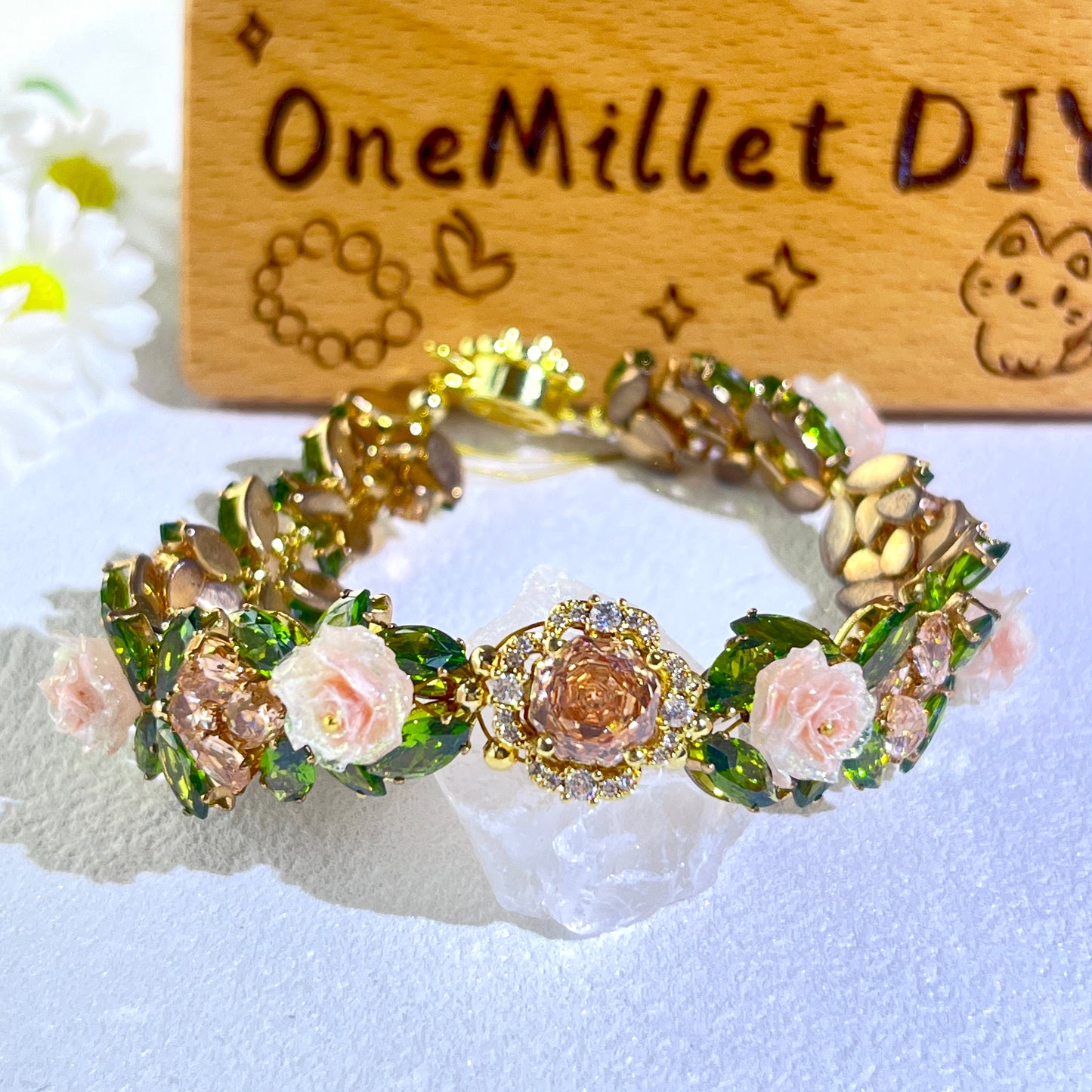 Pulsera de aguamarina y perla hecha a mano