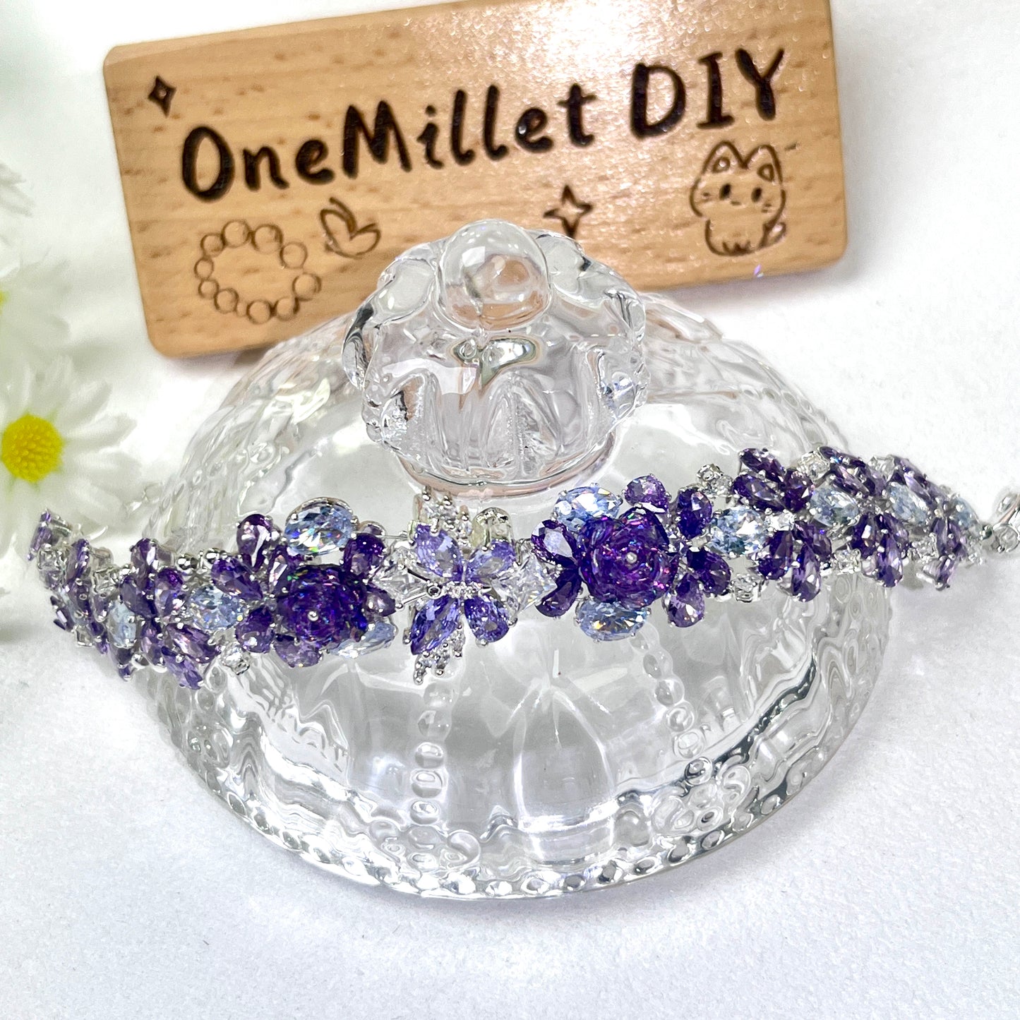 Handgefertigtes Perlen- und Aquamarinarmband