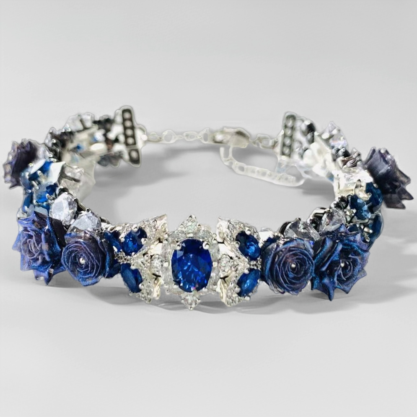 Handgefertigtes Perlen- und Aquamarinarmband