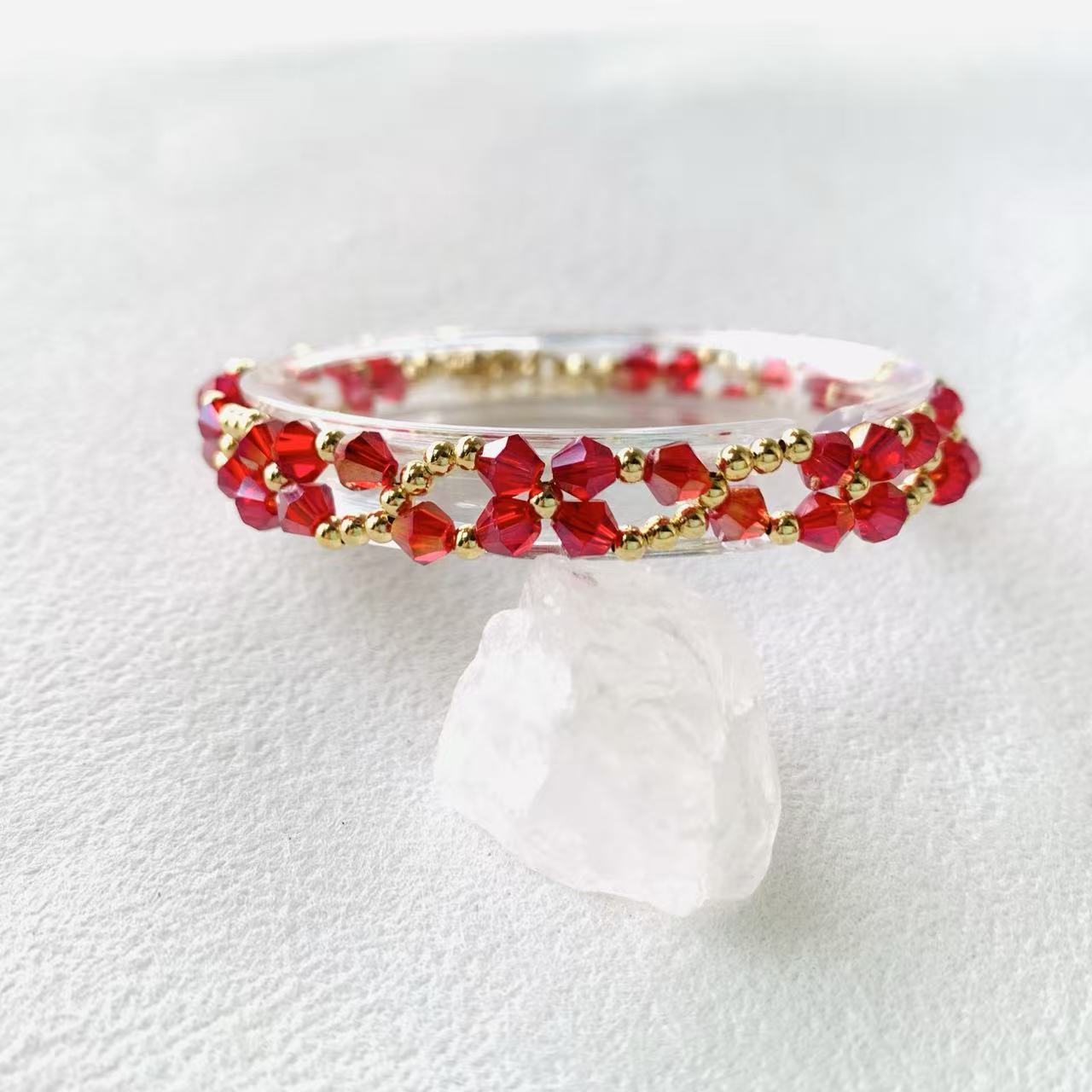 Pulsera de aguamarina y perla hecha a mano