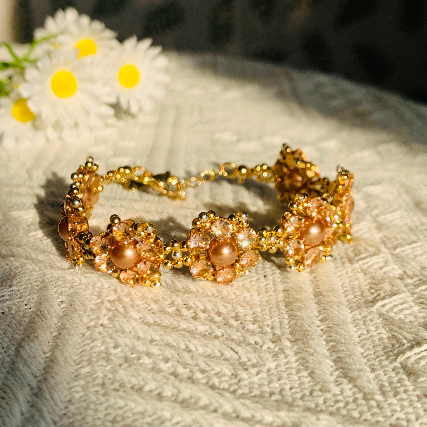 Pulsera de aguamarina y perla hecha a mano