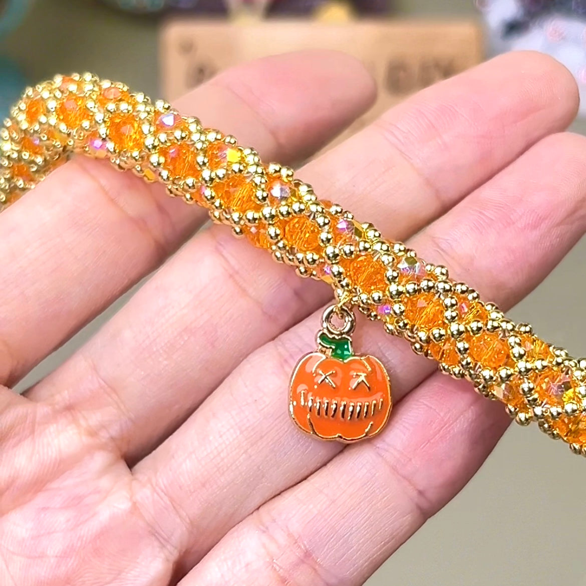 Pulsera de aguamarina y perla hecha a mano