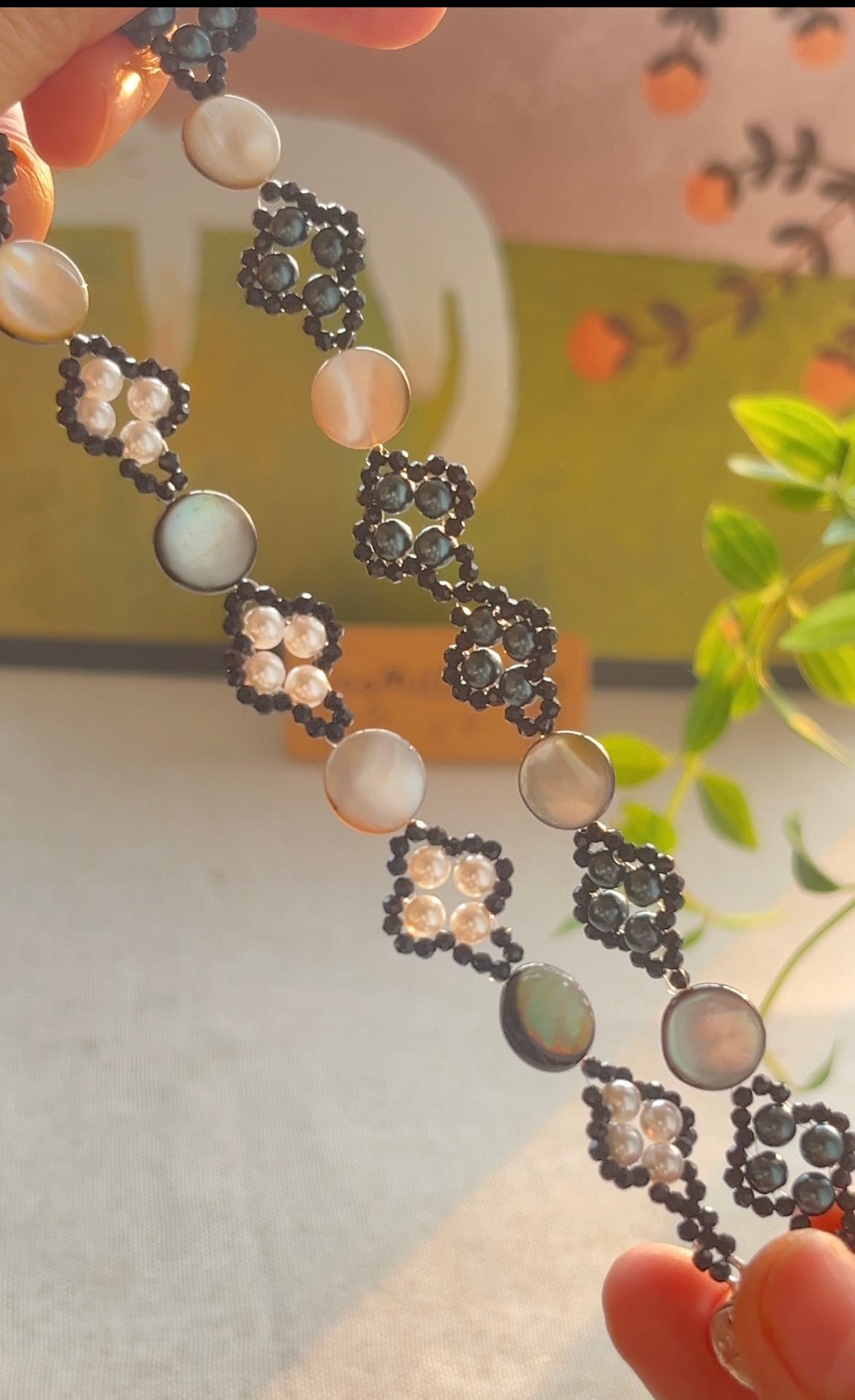 Handgefertigtes Perlen- und Aquamarinarmband