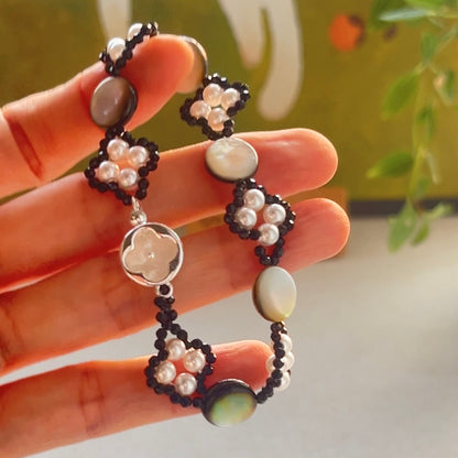 Handgefertigtes Perlen- und Aquamarinarmband