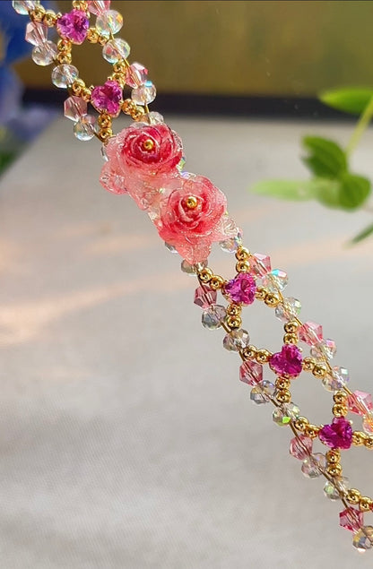 Handgefertigtes Perlen- und Aquamarinarmband