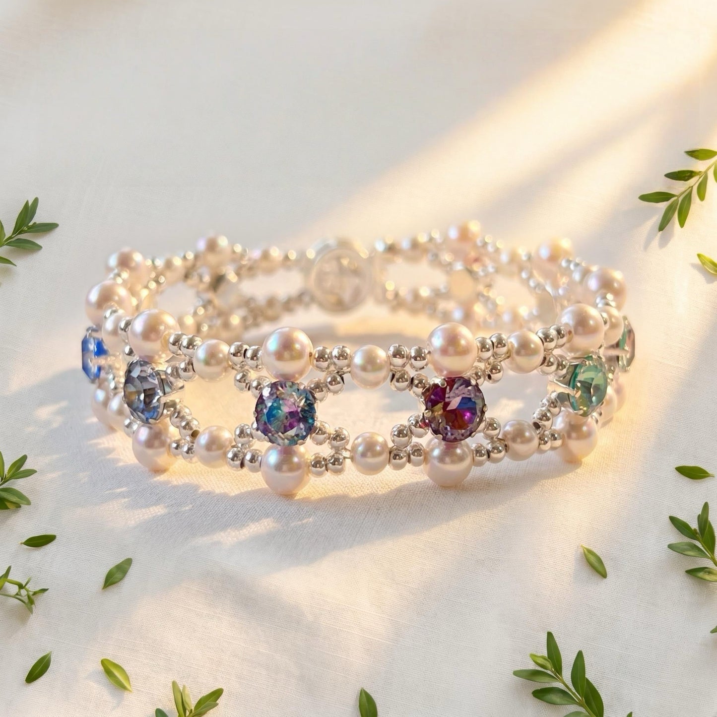 Handgefertigtes Perlen- und Aquamarinarmband