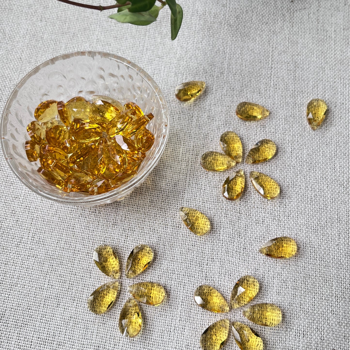 Large Teardrop Crystal Beads for Handmade Flower Crafting