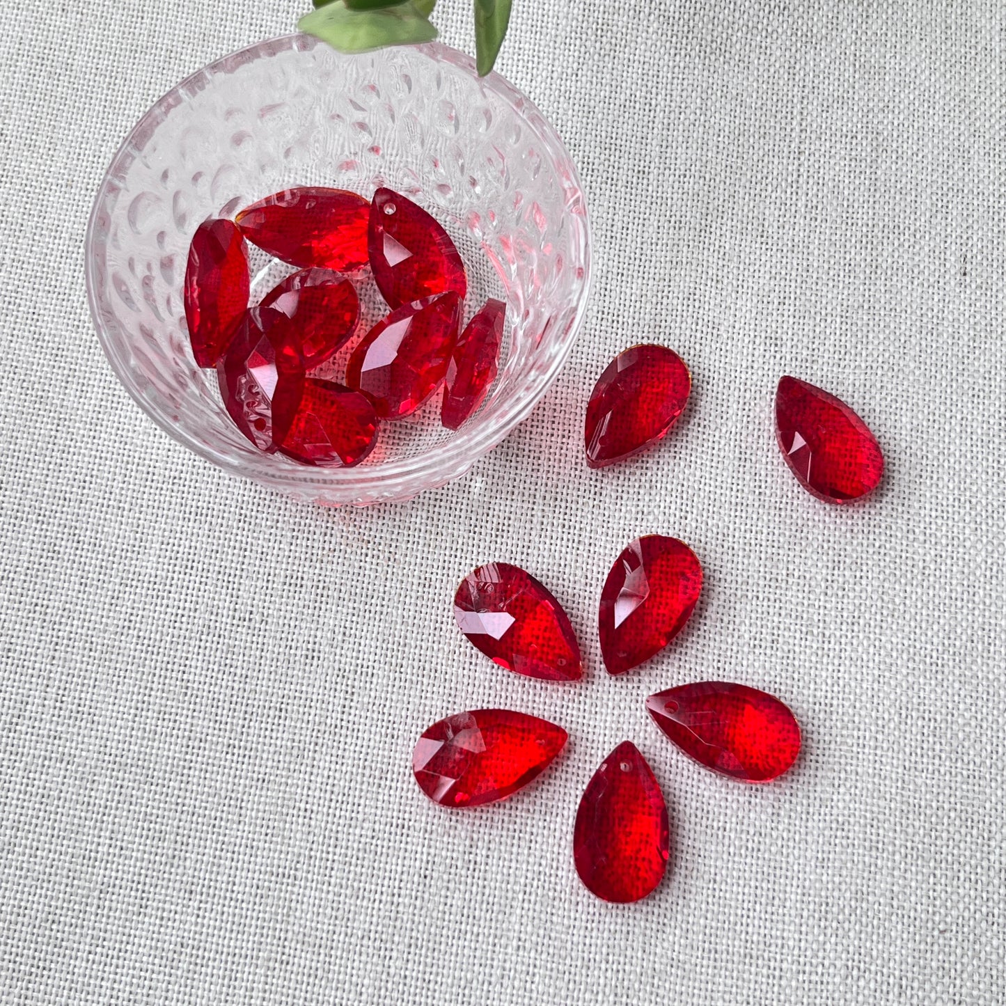 Large Teardrop Crystal Beads for Handmade Flower Crafting