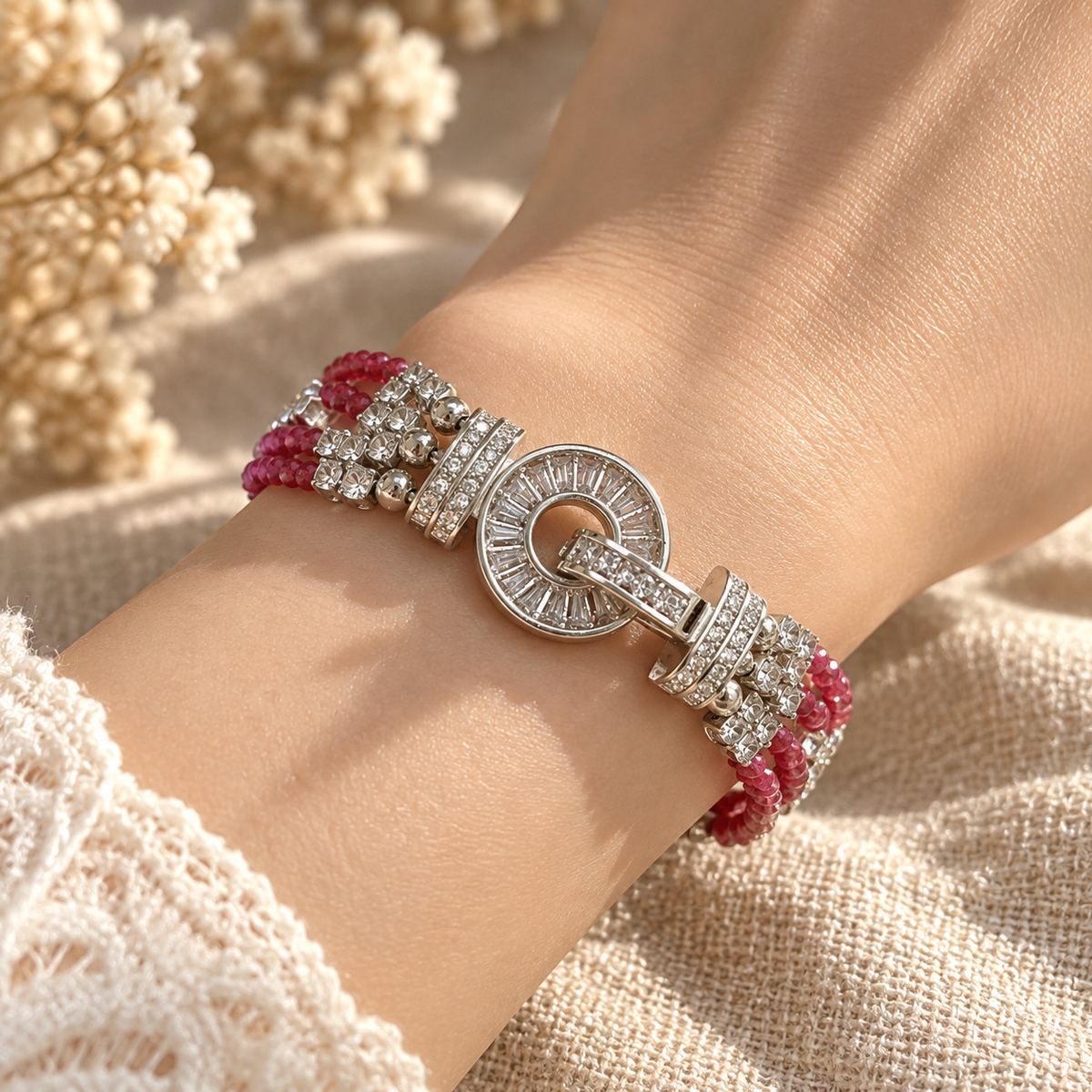Handgefertigtes Perlen- und Aquamarinarmband