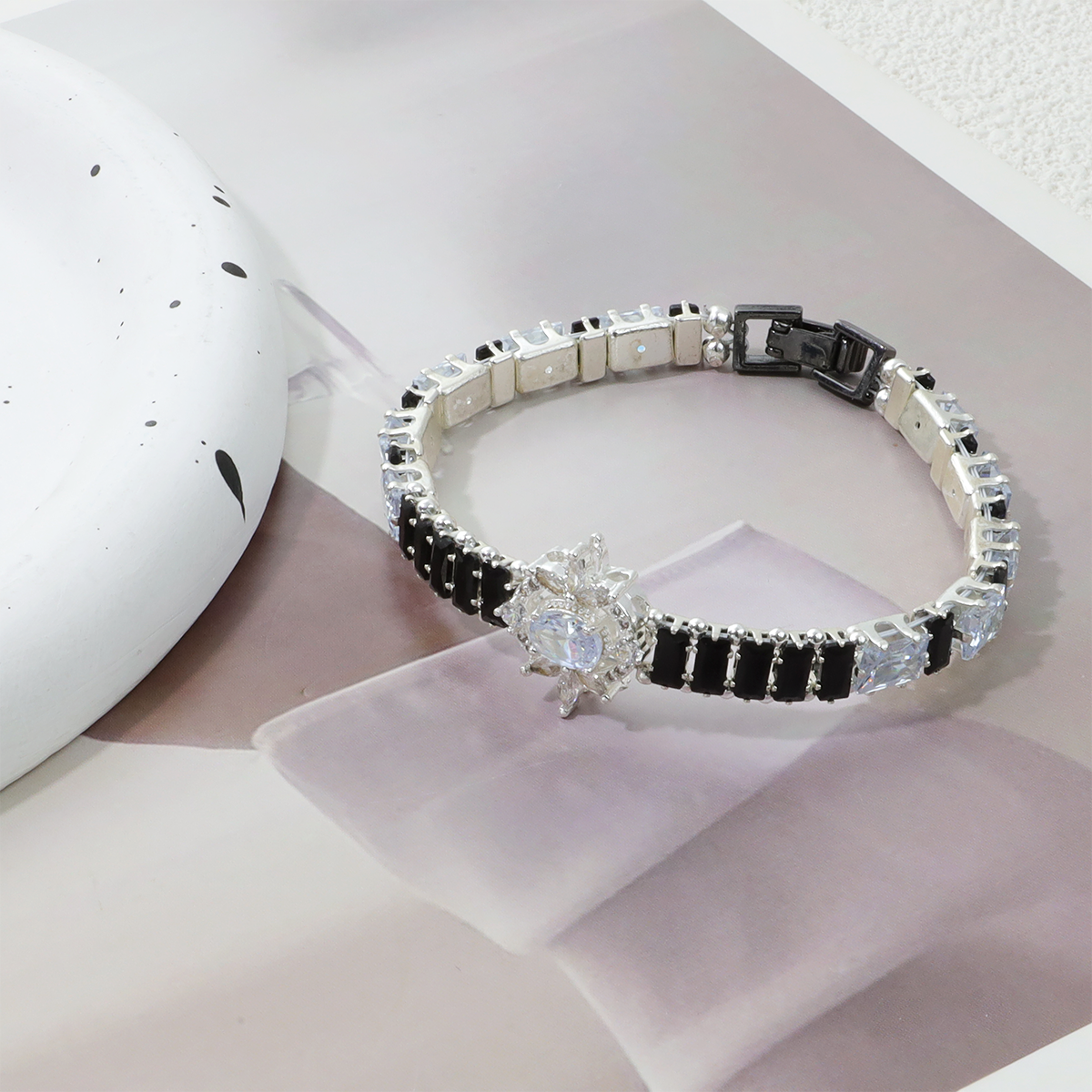 Pulsera de aguamarina y perla hecha a mano