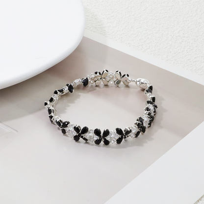 Handgefertigtes Perlen- und Aquamarinarmband