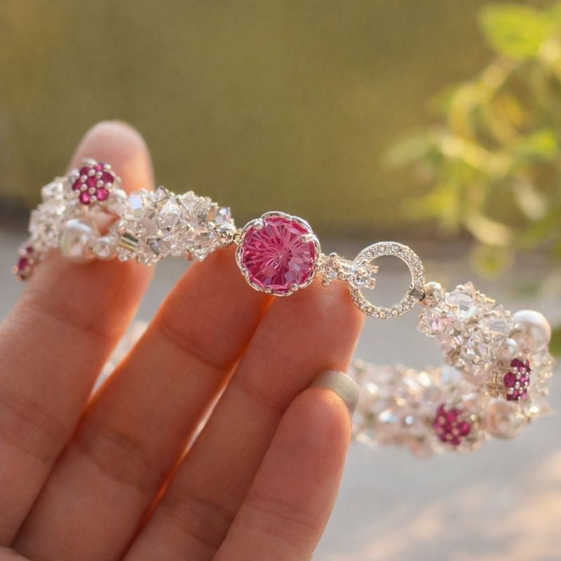 Handgefertigtes Perlen- und Aquamarinarmband