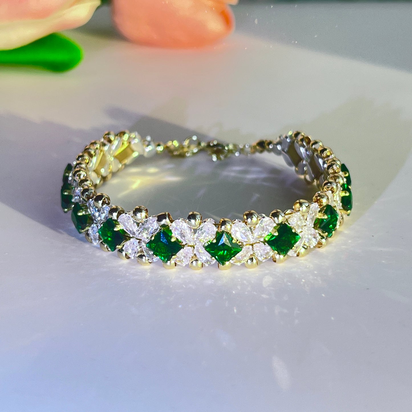 Pulsera de aguamarina y perla hecha a mano