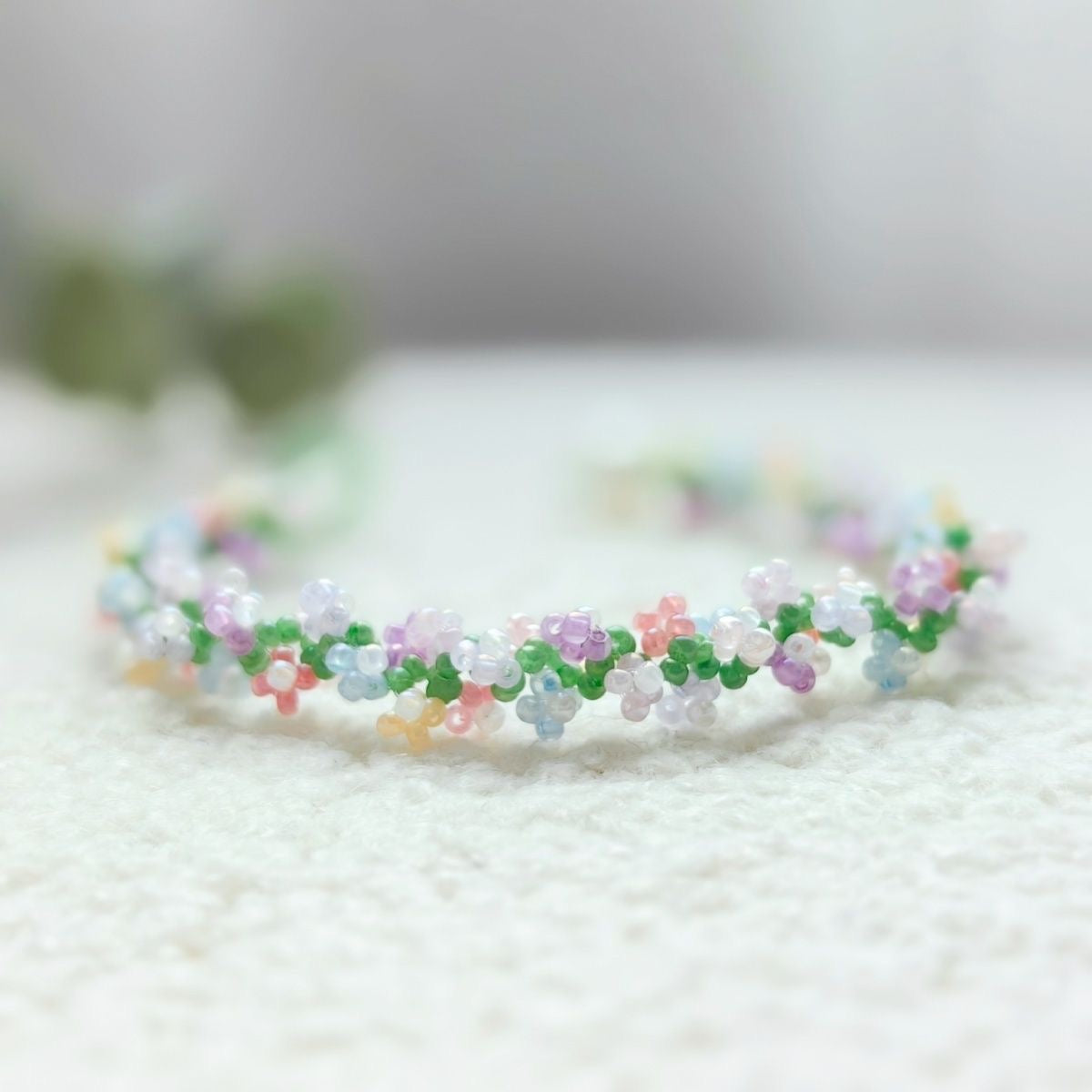 Pulsera de cuentas de arroz hecha a mano