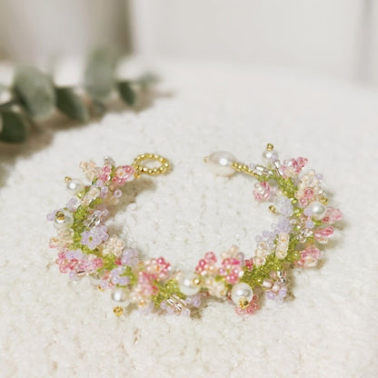 Pulsera de cuentas de arroz hecha a mano de varias capas