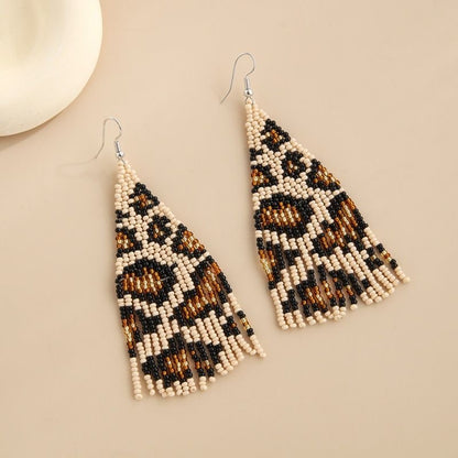 Handgefertigte Perlenquastenohrringe