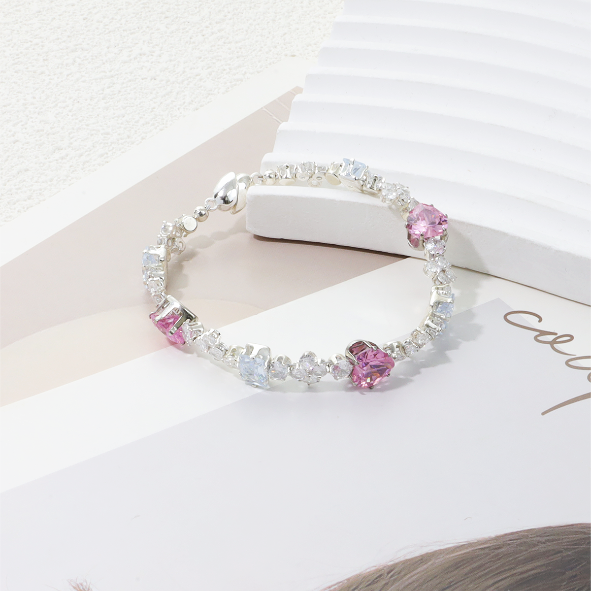 Pulsera de aguamarina y perla hecha a mano