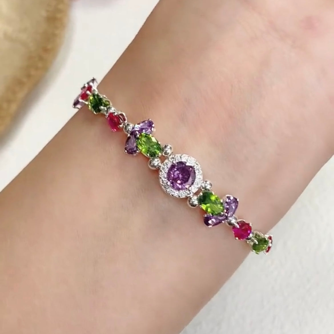 Pulsera de aguamarina y perla hecha a mano