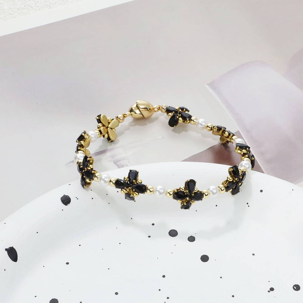 Pulsera de aguamarina y perla hecha a mano