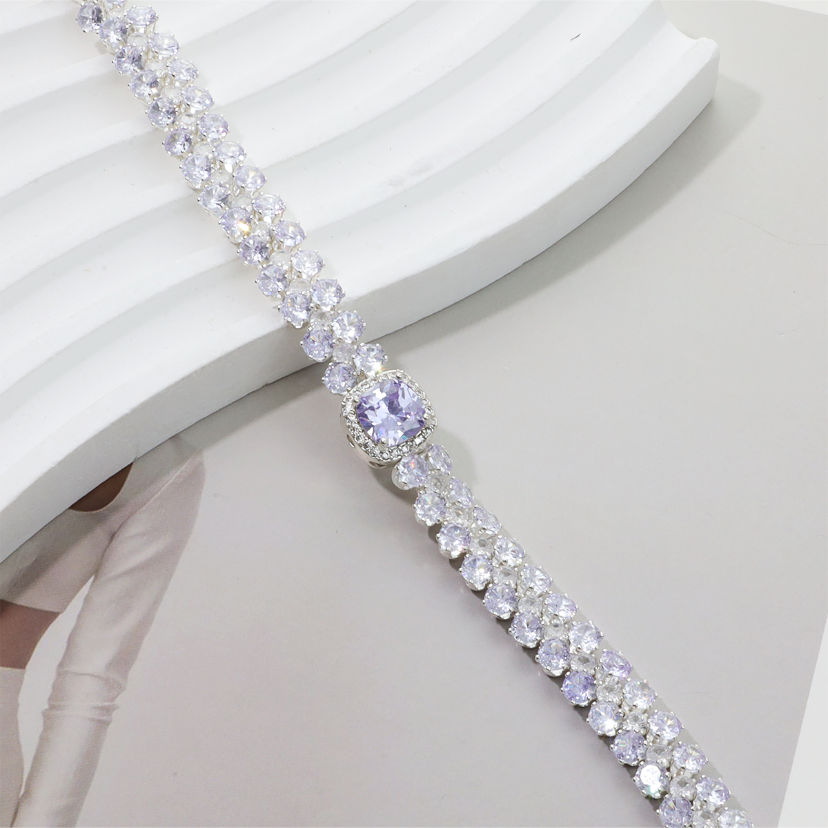 Pulsera de aguamarina y perla hecha a mano