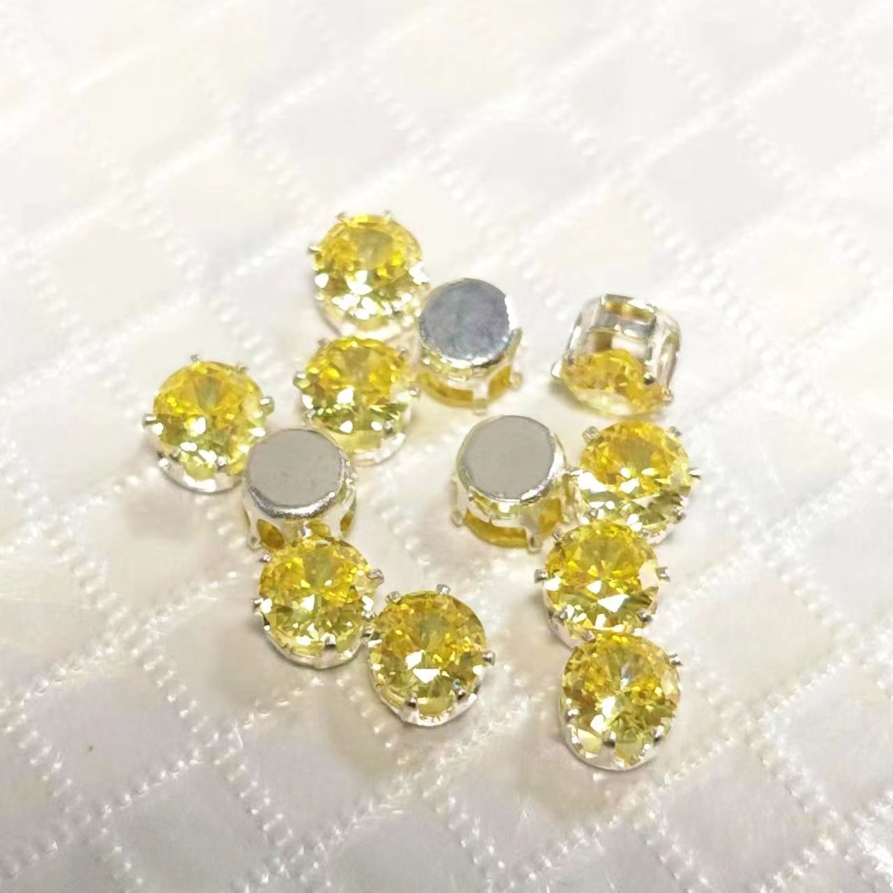 OneMillet Round Cubic Zirconia Beads AAA Silver Plated