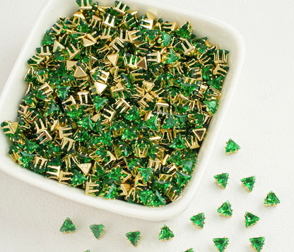 OneMillet Triangle Zirconia Beads 4MM