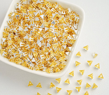 OneMillet Triangle Zirconia Beads 4MM