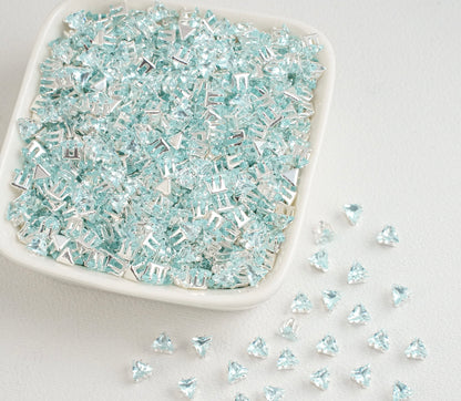 OneMillet Triangle Zirconia Beads 4MM