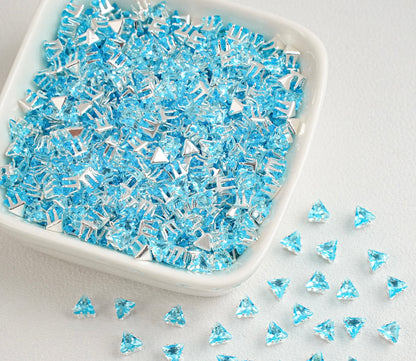 OneMillet Triangle Zirconia Beads 4MM