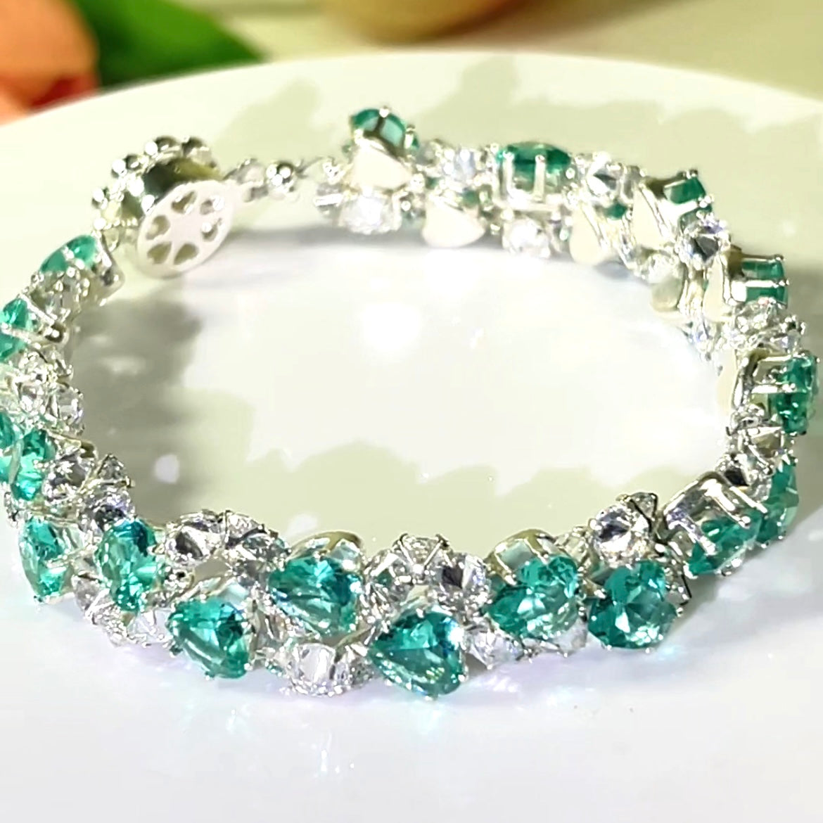 Pulsera de aguamarina y perla hecha a mano