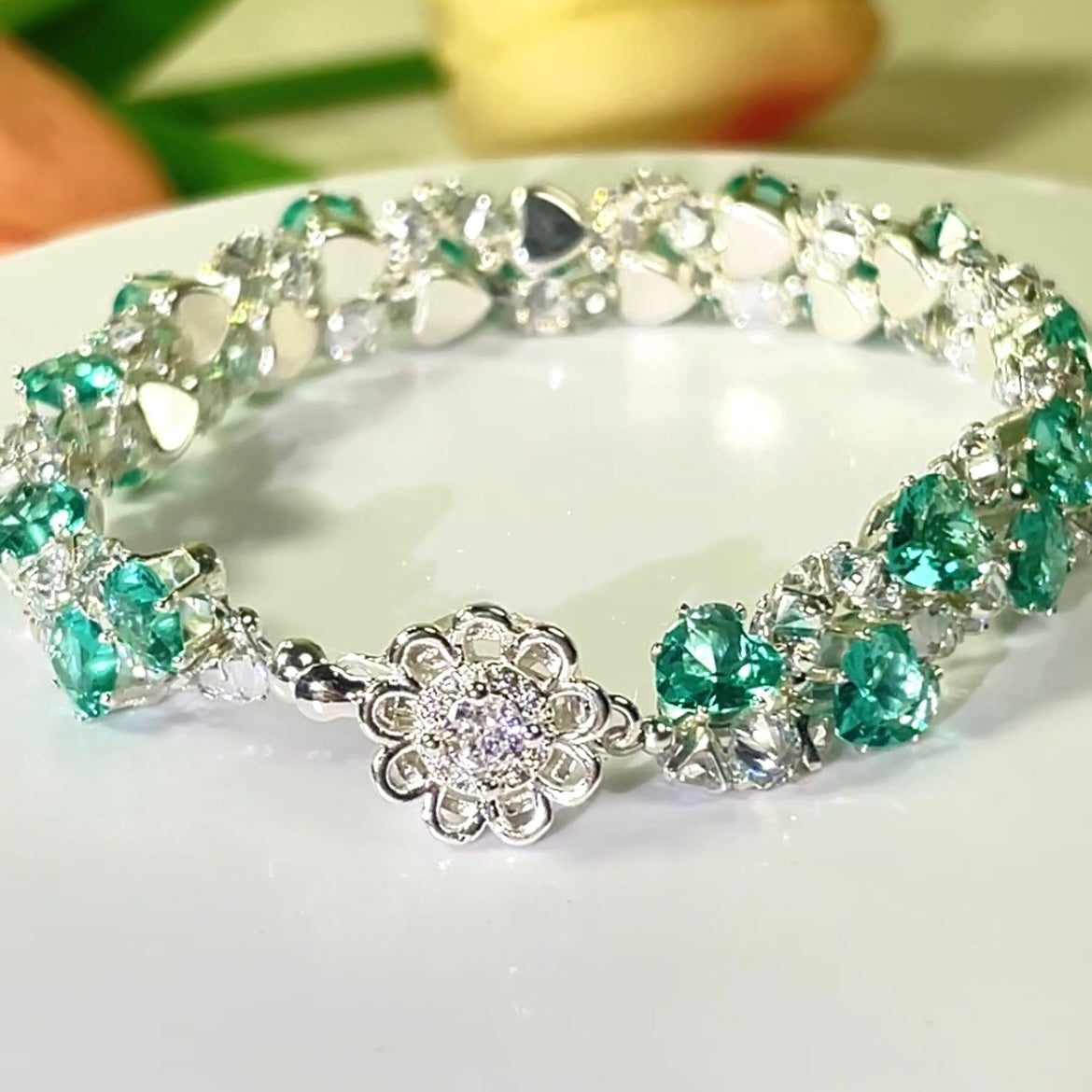 Pulsera de aguamarina y perla hecha a mano