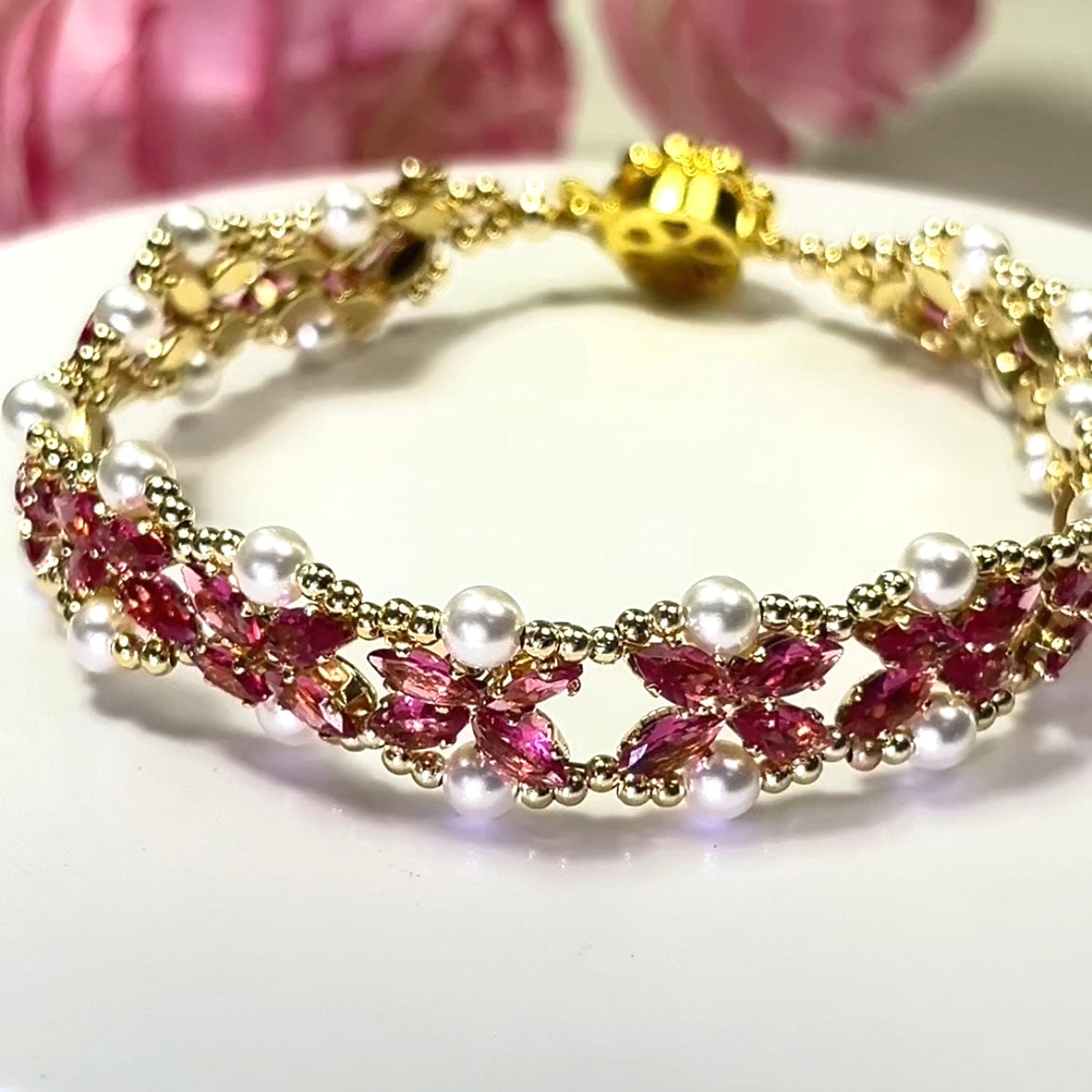 Pulsera de aguamarina y perla hecha a mano