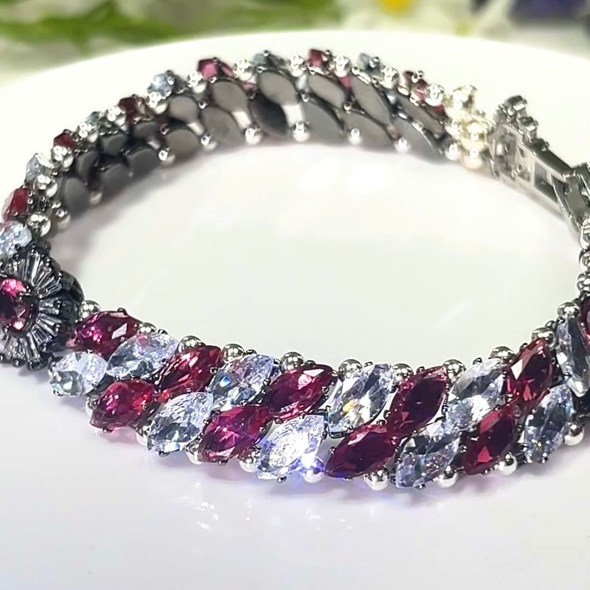 Pulsera de aguamarina y perla hecha a mano