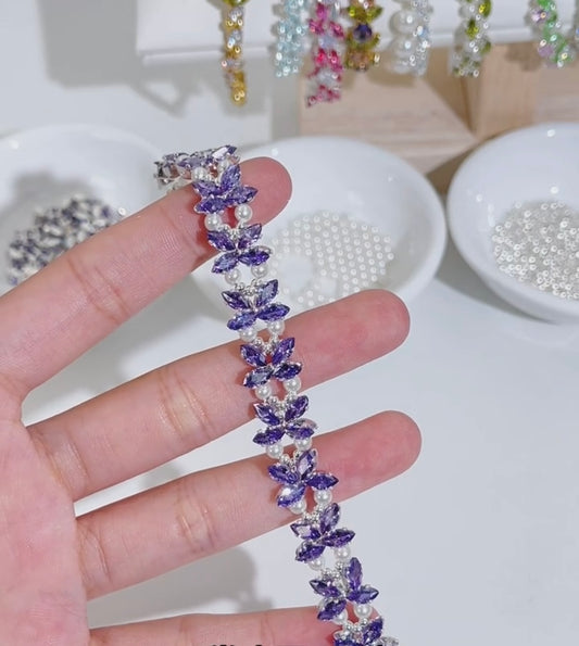 Handgefertigtes Perlen- und Aquamarinarmband